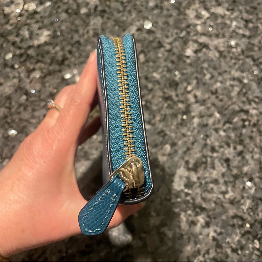 Coach Teal Blue Leather Long Wallet No callouts Like New - Picture 3 of 14